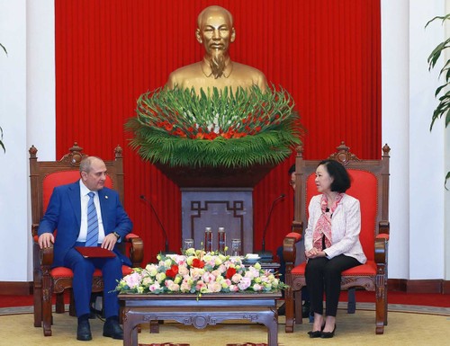 Дальнейшее углубление традиционных отношений дружбы между Вьетнамом и Азербайджаном - ảnh 1