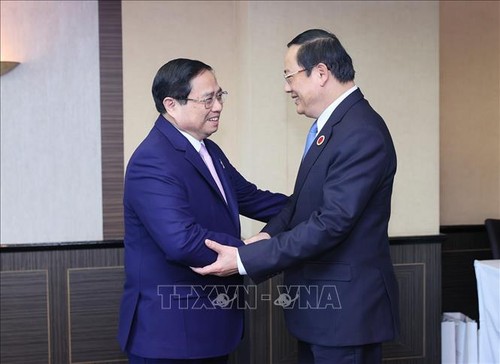 Премьер-министр Лаоса Сонексай Сифандоне с супругой посетят Вьетнам с официальным визитом  - ảnh 1