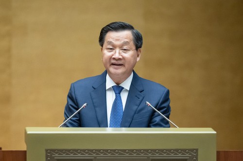 Вьетнамское правительство стремится достичь поставленных на 2024 г. целей социально-экономического развития - ảnh 1