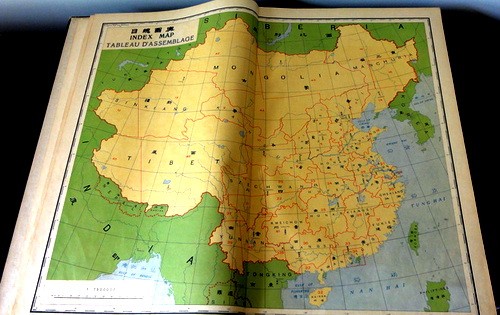 Tiếp nhận nhiều bản đồ khẳng định chủ quyền biển, đảo Việt Nam  - ảnh 1