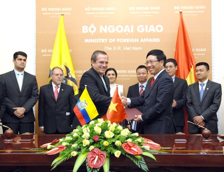 Việt Nam coi trọng thúc đẩy quan hệ hợp tác trên các lĩnh vực với Ecuador - ảnh 1