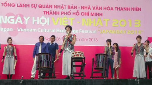 Giao lưu văn hóa thanh niên Việt Nam - Nhật Bản - ảnh 1