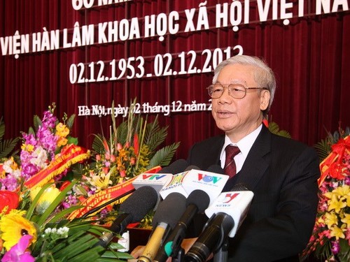 TBT Nguyễn Phú Trọng dự lễ kỷ niệm 60 năm thành lập Viện Hàn lâm Khoa học Xã hội Việt Nam - ảnh 1