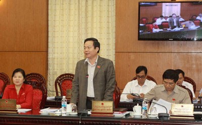 Ủy ban thường vụ Quốc hội cho ý kiến về Quyết toán ngân sách năm 2012 - ảnh 1