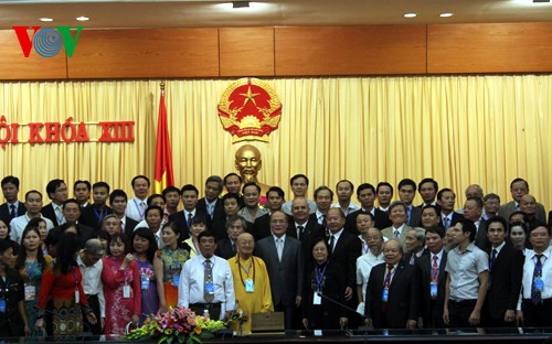 Chủ tịch Quốc hội Nguyễn Sinh Hùng tiếp Đoàn đại biểu Liên hiệp các Hội UNESCO Việt Nam - ảnh 1