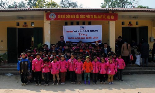 Nhóm thiện nguyện Vì ta cần nhau: Chia sẻ với những số phận kém may mắn tại Việt Nam - ảnh 11