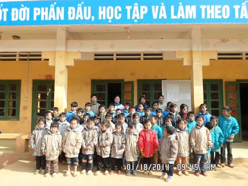 Nhóm thiện nguyện Vì ta cần nhau: Chia sẻ với những số phận kém may mắn tại Việt Nam - ảnh 12