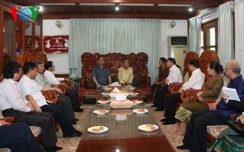 Thường trực Ban Bí Thư Lê Hồng Anh thăm các vị nguyên lãnh đạo cấp cao Lào - ảnh 2