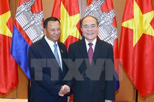 Chủ tịch Thượng viện Vương quốc Campuchia kết thúc tốt đẹp chuyến thăm chính thức Việt Nam - ảnh 1
