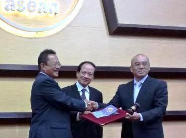 Việt Nam tham dự các hoạt động khởi động Năm Chủ tịch ASEAN 2016 của Lào  - ảnh 1