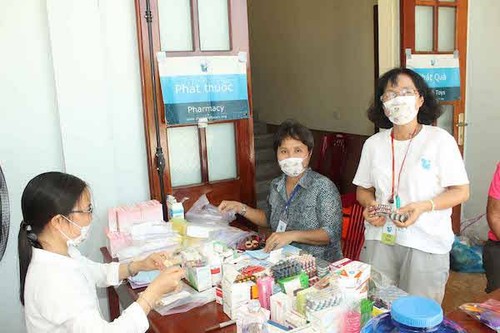 Children Of Peace International đến với bệnh nhân nghèo Việt Nam - ảnh 14