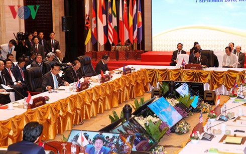 Thủ tướng Nguyễn Xuân Phúc dự Hội nghị Cấp cao ASEAN lần thứ 29 - ảnh 2