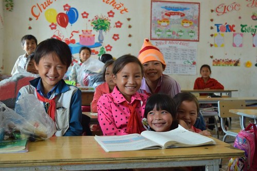 "Vì ta cần nhau" sẻ chia với những em nhỏ nơi vùng lũ Phìn Ngan, Lào Cai - ảnh 10