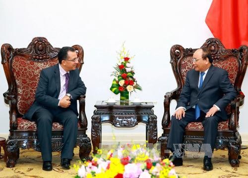 Thủ tướng Nguyễn Xuân Phúc tiếp Đại sứ Maroc, Đại sứ Timor Leste - ảnh 1