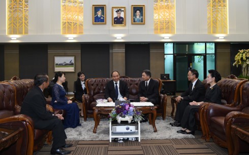 Thủ tướng Nguyễn Xuân Phúc đến Bangkok bắt đầu thăm chính thức Thái Lan - ảnh 2