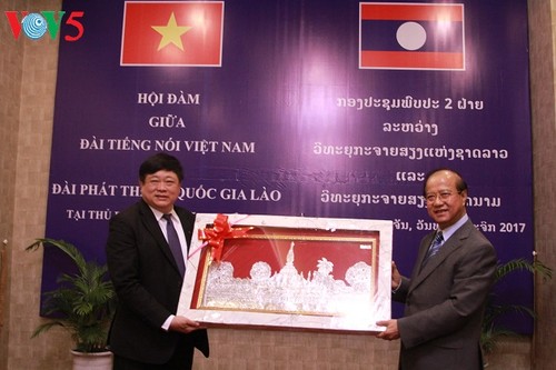 Đài Tiếng nói Việt Nam đẩy mạnh hợp tác với Đài Phát thanh Quốc gia  Lào - ảnh 1