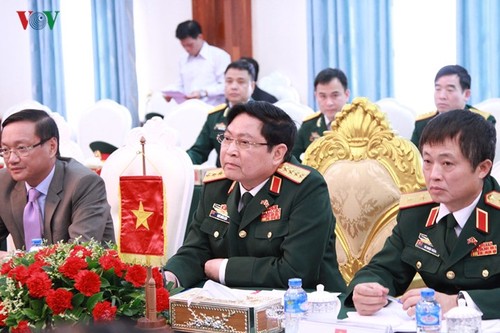 Bộ trưởng Ngô Xuân lịch chào xã giao Tổng bí thư, Chủ tịch nước CHDCND Lào - ảnh 2