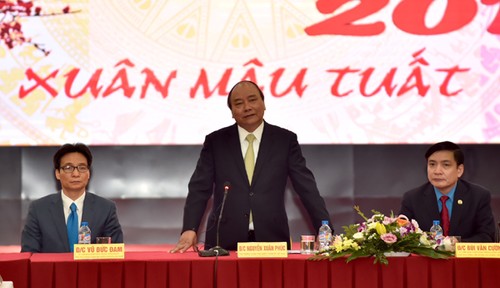 Thủ tướng Nguyễn Xuân Phúc yêu cầu tổ chức tốt cuộc đối thoại với công nhân khu vực phía Bắc - ảnh 1