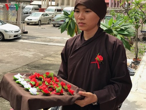 Xúc động lễ Vu Lan báo hiếu của cộng đồng người Việt tại Thái Lan - ảnh 5