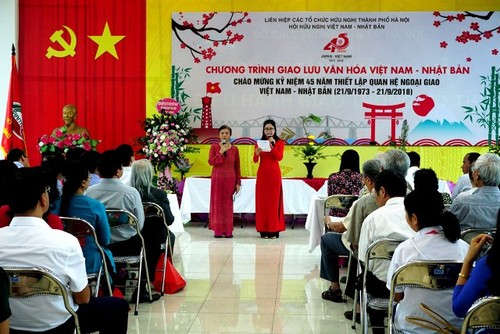 Giao lưu văn hóa nhân kỷ niệm 45 năm thiết lập quan hệ ngoại giao Việt Nam - Nhật Bản - ảnh 1