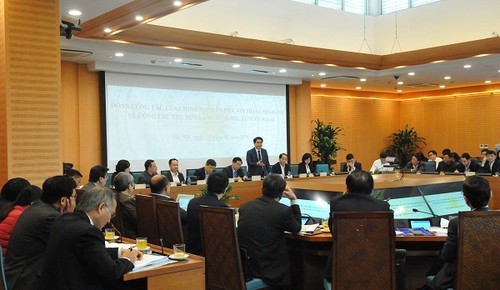 Phó Thủ tướng Vương Đình Huệ làm việc với thành phố Hà Nội về tình hình đầu tư nước ngoài - ảnh 2