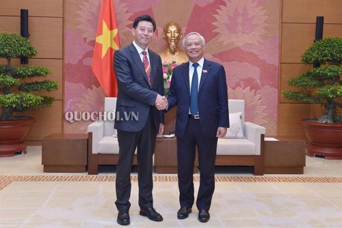Góp phần thiết thực cho quan hệ Việt Nam - Trung Quốc  - ảnh 1