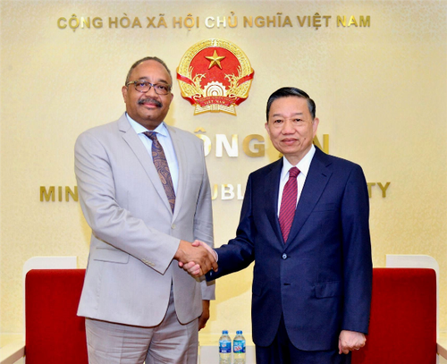 Việt Nam và Angola tăng cường hợp tác an ninh - ảnh 1