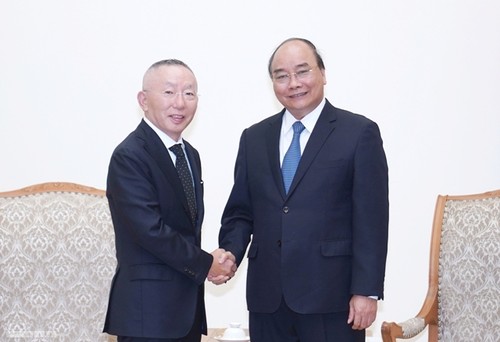 Thủ tướng Nguyễn Xuân Phúc tiếp Tập đoàn Fast Retailing, Nhật Bản - ảnh 1