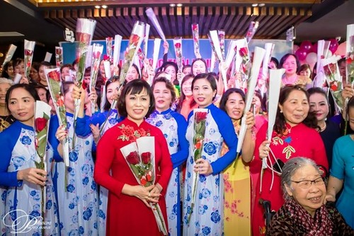 Hội đồng hương Thái Bình tại CHLB Đức tổ chức gặp mặt nhân ngày Phụ nữ Việt Nam - ảnh 1