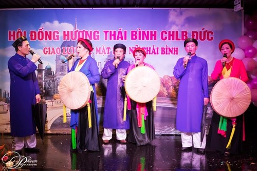 Hội đồng hương Thái Bình tại CHLB Đức tổ chức gặp mặt nhân ngày Phụ nữ Việt Nam - ảnh 10