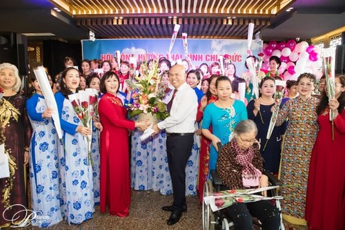 Hội đồng hương Thái Bình tại CHLB Đức tổ chức gặp mặt nhân ngày Phụ nữ Việt Nam - ảnh 2