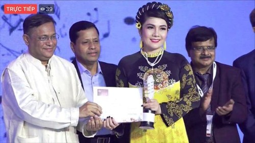 Nghệ sĩ ưu tú Diệu Hương mang âm nhạc Việt Nam tỏa sáng tại Liên hoan âm nhạc phát thanh Châu Á - Thái Bình Dương 2019  - ảnh 2