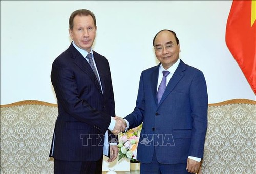 Thủ tướng Nguyễn Xuân Phúc tiếp Giám đốc Cơ quan Vệ binh quốc gia Liên bang Nga - ảnh 1