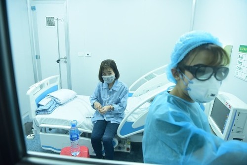 Việt Nam có thêm 3 bệnh nhân mắc virus corona được xuất viện - ảnh 1