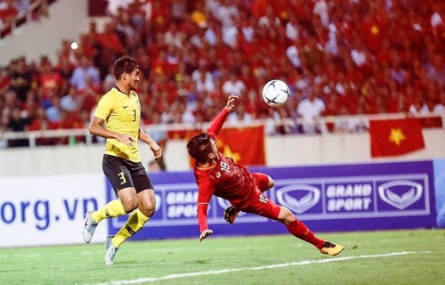 Quang Hải lọt vào nhóm cầu thủ tấn công ấn tượng nhất châu Á - ảnh 1