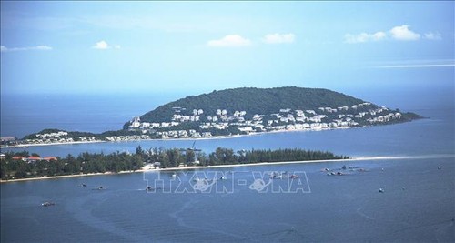Tỉnh Cà Mau mở tuyến du lịch đường biển kết nối với huyện đảo Phú Quốc - ảnh 1