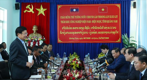 Thủ tướng Lào Thongloun Sisoulith tham quan các mô hình kinh tế Việt Nam - ảnh 1