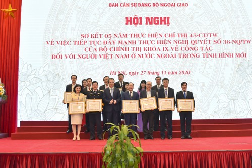 Chỉ thị 45 - CT/TW mang đến những đổi thay tích cực trong cộng đồng người Việt Nam ở nước ngoài - ảnh 8