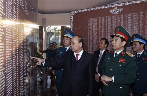 Chủ tịch nước gặp mặt kỷ niệm 50 năm Chiến thắng “Hà Nội - Điện Biên Phủ trên không” - ảnh 2
