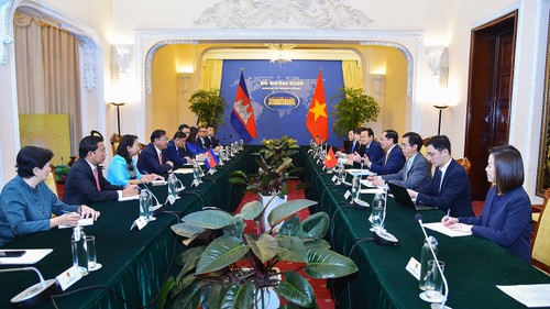 Việt Nam-Campuchia tăng cường hợp tác an ninh, quốc phòng, đẩy mạnh kết nối kinh tế - ảnh 2