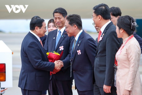 Thủ tướng Chính phủ Phạm Minh Chính tới Hiroshima bắt đầu dự Hội nghị thượng đỉnh G7 và làm việc tại Nhật Bản - ảnh 1