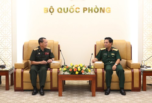 Bộ Quốc phòng Việt Nam - Lào chú trọng triển khai hợp tác thông tin liên lạc - ảnh 1