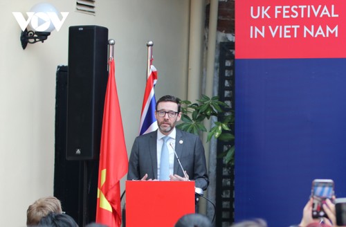 Đại sứ Vương quốc Anh tại Việt Nam: Quan hệ hợp tác Việt - Anh đã phát triển vượt bậc - ảnh 1