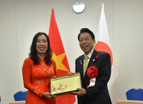 Thắt chặt quan hệ hữu nghị, hợp tác giữa Việt Nam và tỉnh Fukuoka (Nhật Bản) - ảnh 2