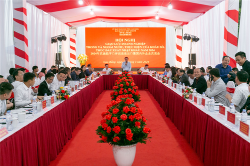 Doanh nghiệp Việt Nam - Trung Quốc hội đàm thúc đẩy phát triển kinh tế cửa khẩu tỉnh Cao Bằng - ảnh 1