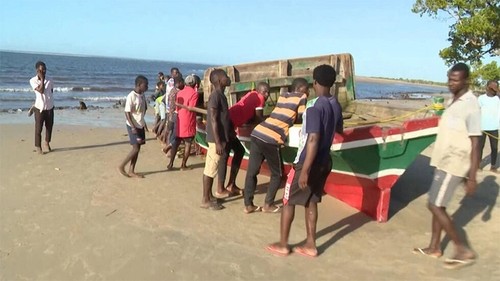Điện thăm hỏi về vụ tai nạn chìm tàu tại Mozambique - ảnh 1