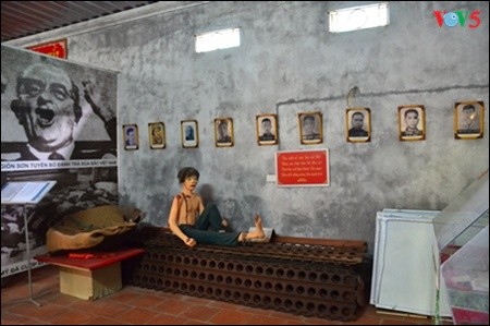 Museum prajurit revolusioner yang terpenjarakan  - ảnh 5