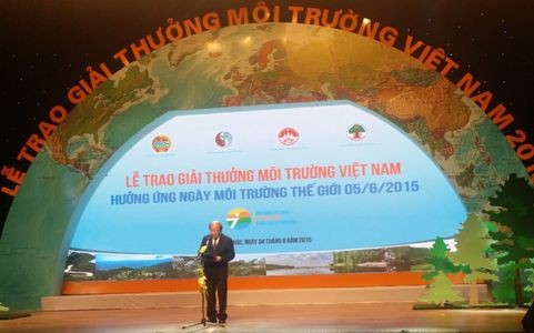Penghargaan lingkungan Vietnam memuliakan usaha membela lingkungan hidup - ảnh 1