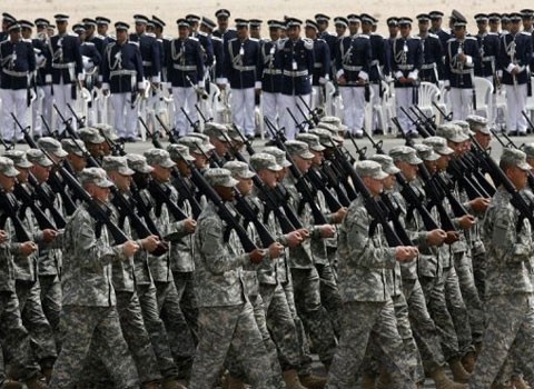 AS menggelarkan tentara ke Kuwait untuk membantu perang anti IS - ảnh 1