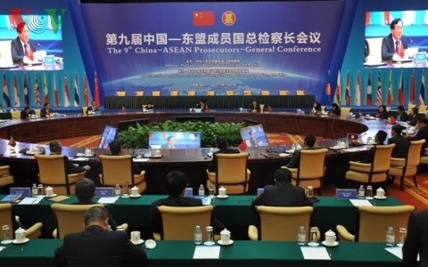 ASEAN-Tiongkok memperkuat kerjasama hukum - ảnh 1